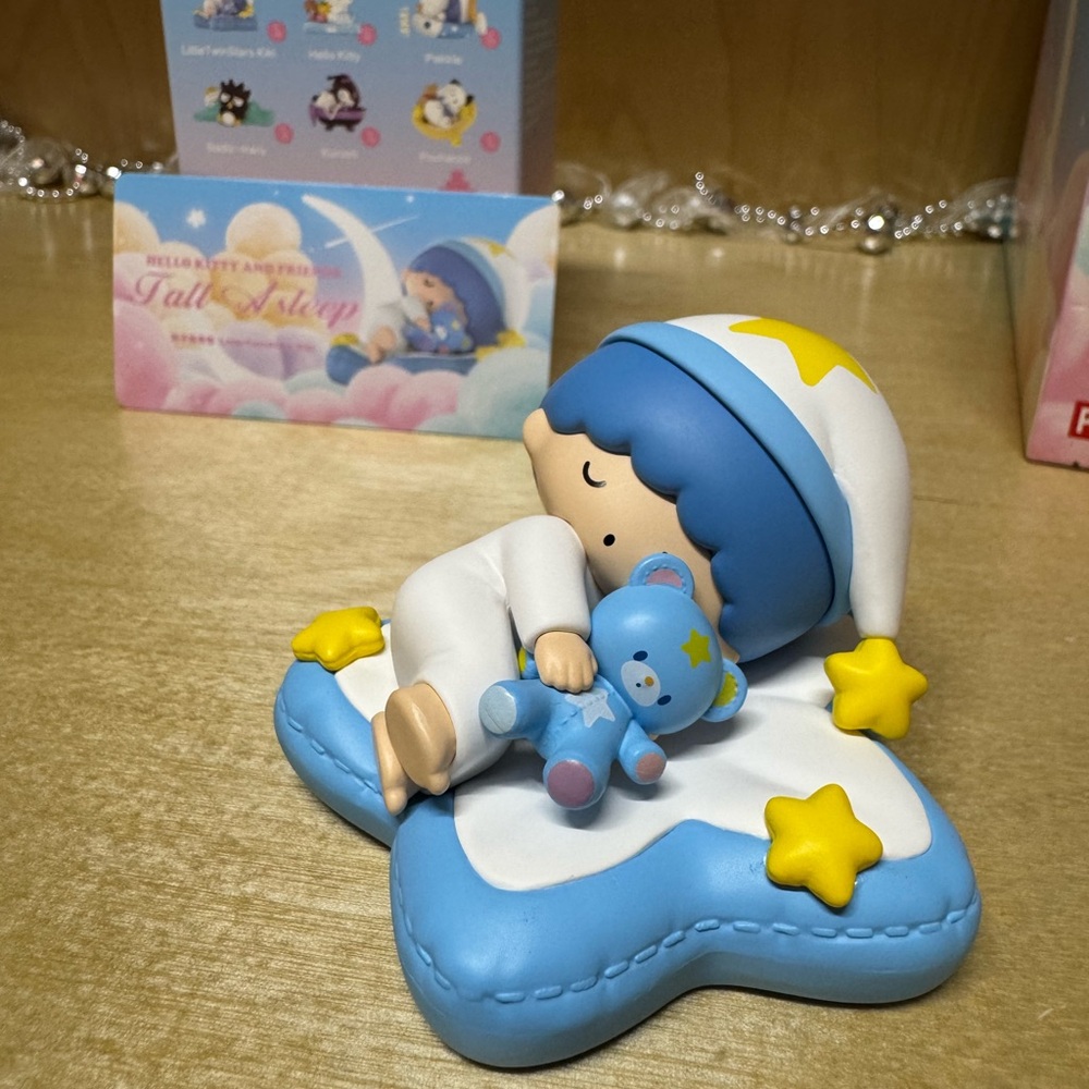 Twins, Hello Kitty Sleepytime Figurine
